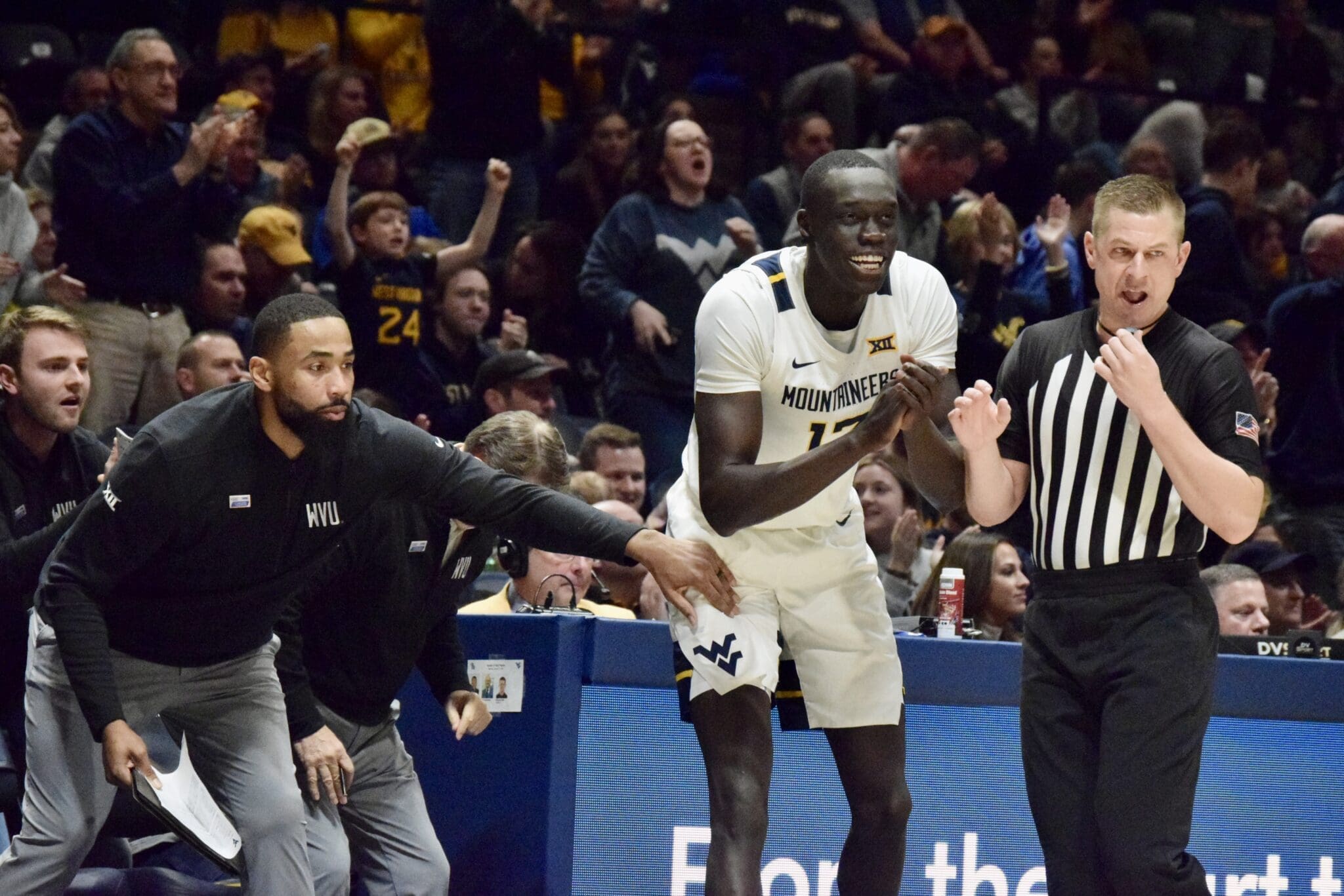 WVU Akok Akok