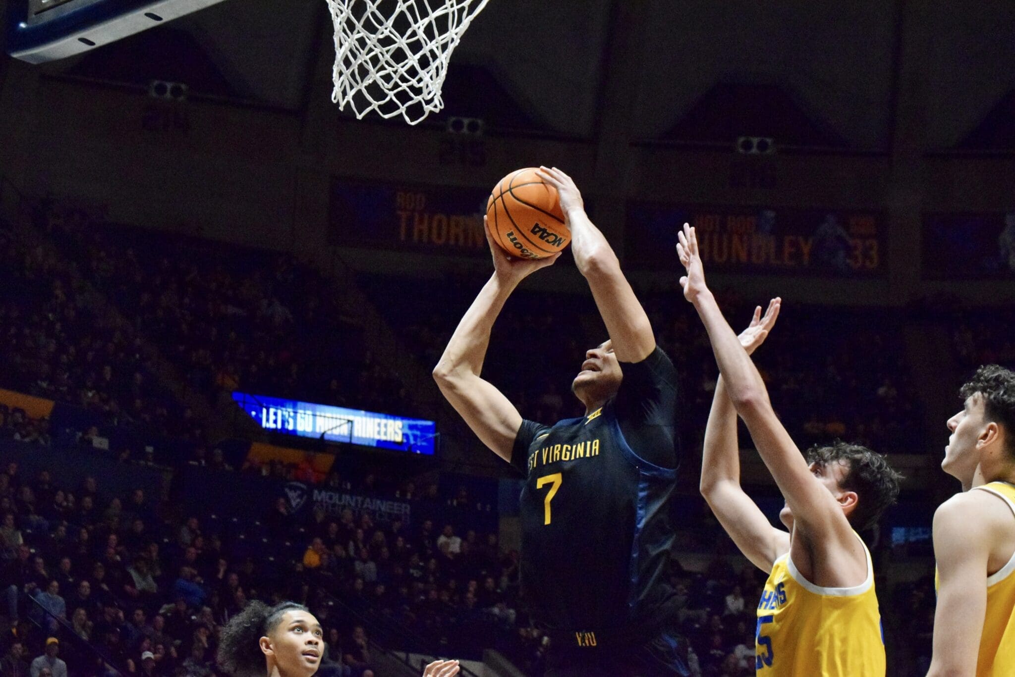 WVU Basketball Jesse Edwards