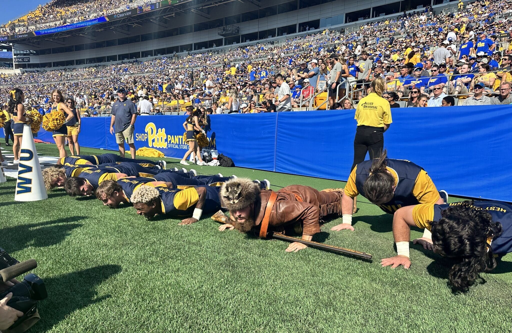 WVU Mountaineer Mascot at Pitt
