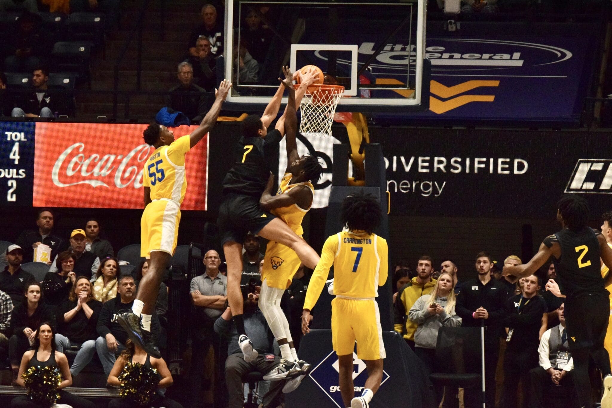 WVU C Jesse Edwards Dunk