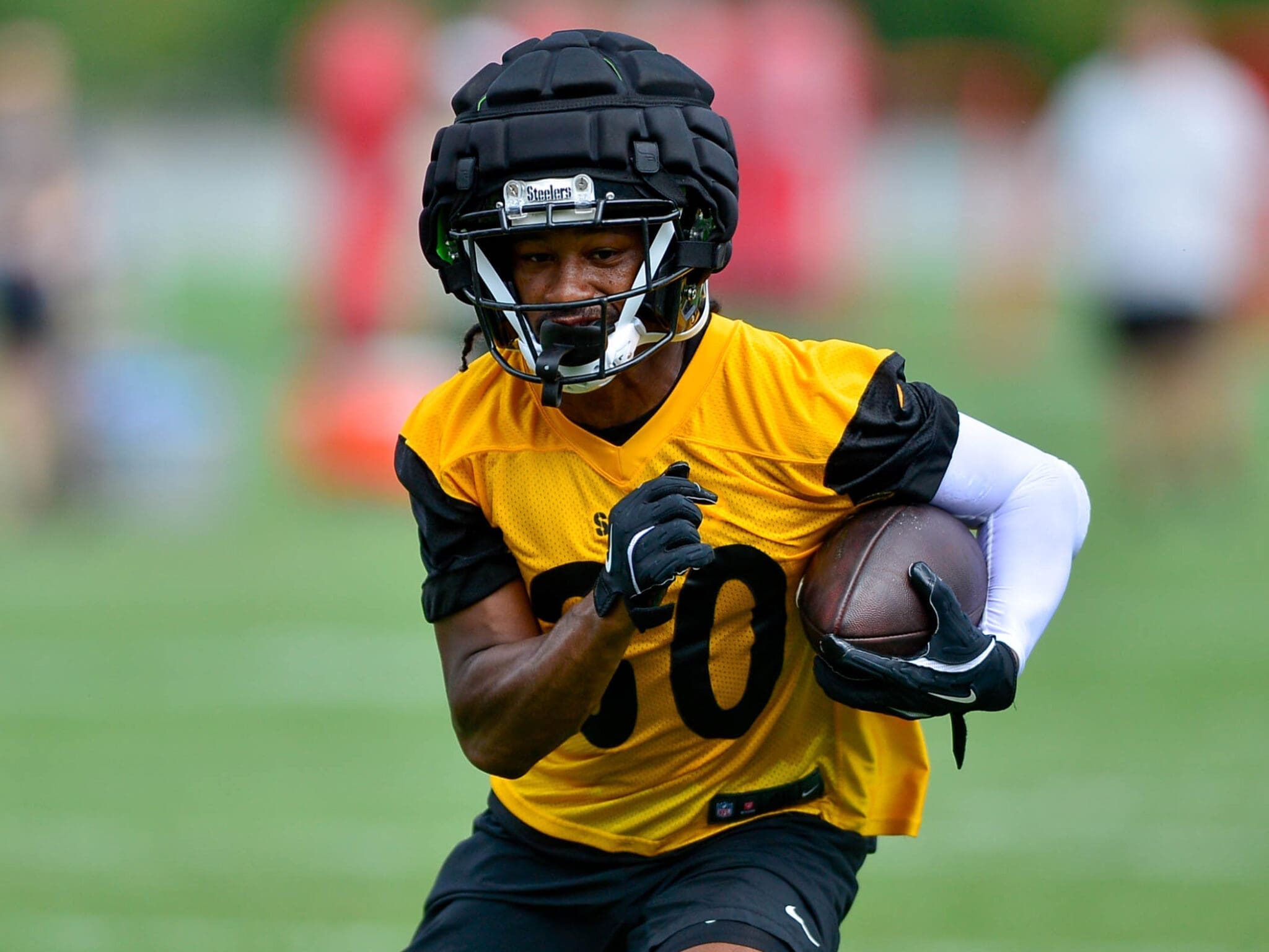 Steelers DB Beanie Bishop