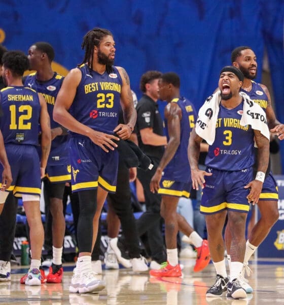 Best Virginia team picture in TBT in Pittsburgh