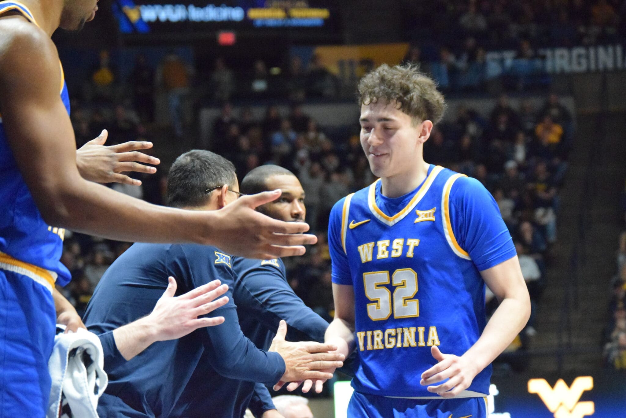WVU Basketball Treysen Eaglestaff and bench