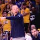 WVU Basketball HC Darian DeVries