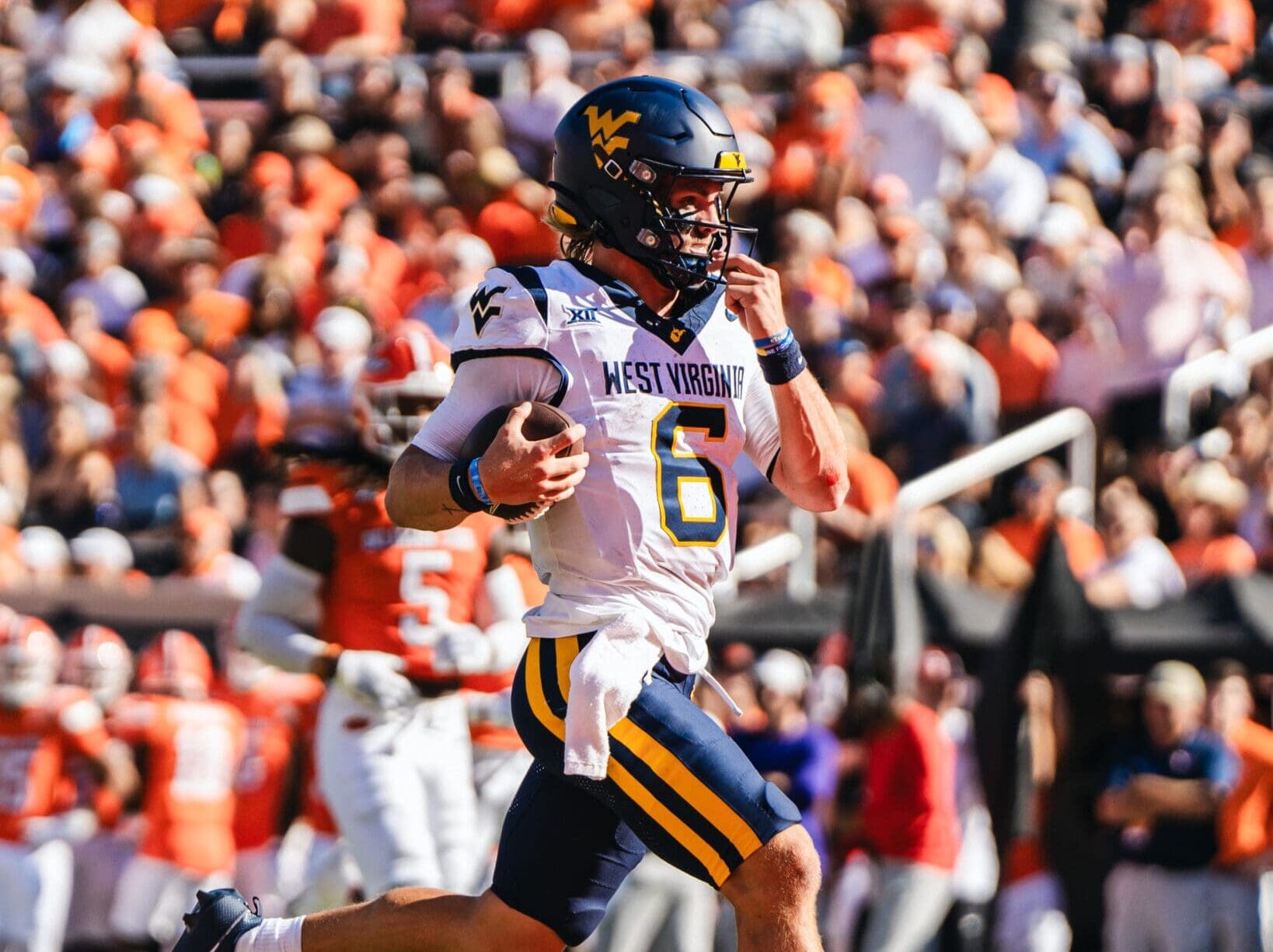 WVU Football QB Garrett Greene runs for TD against Oklahoma State