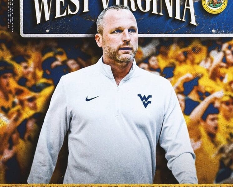 WVU Basketball HC Darian DeVries