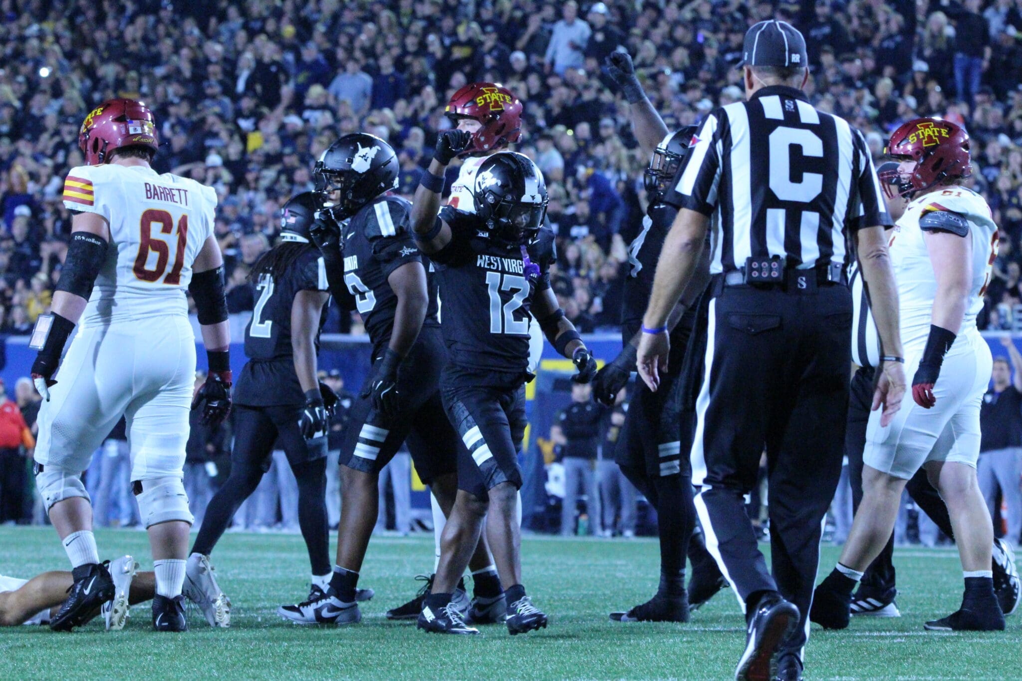 WVU Football Anthony Wilson Signals Fourth Down versus Iowa State