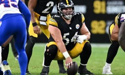 Steelers center Zach Frazier