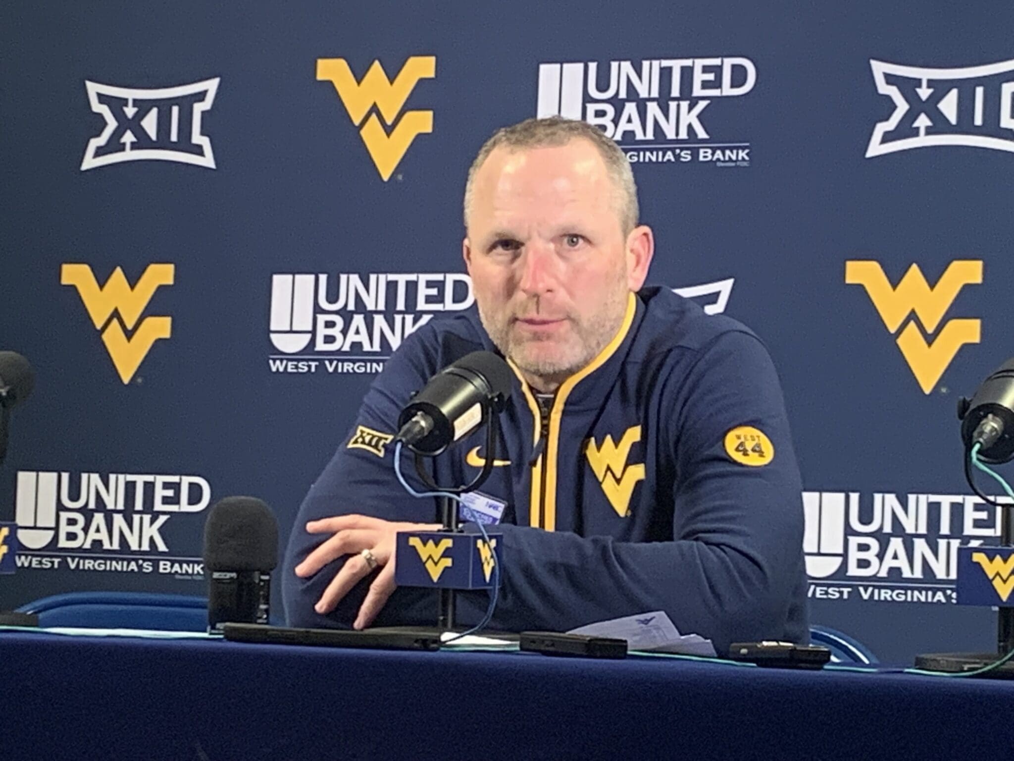 WVU Basketball HC Darian DeVries