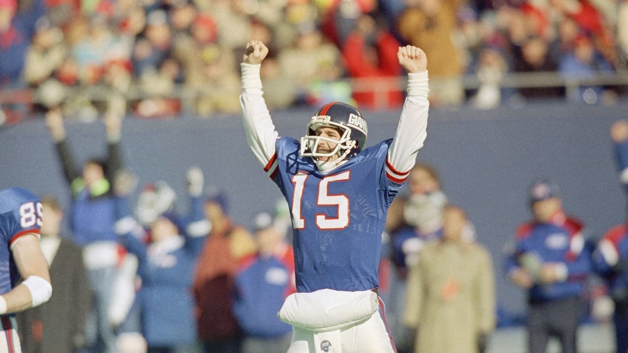Jeff Hostetler wins Super Bowl with Giants