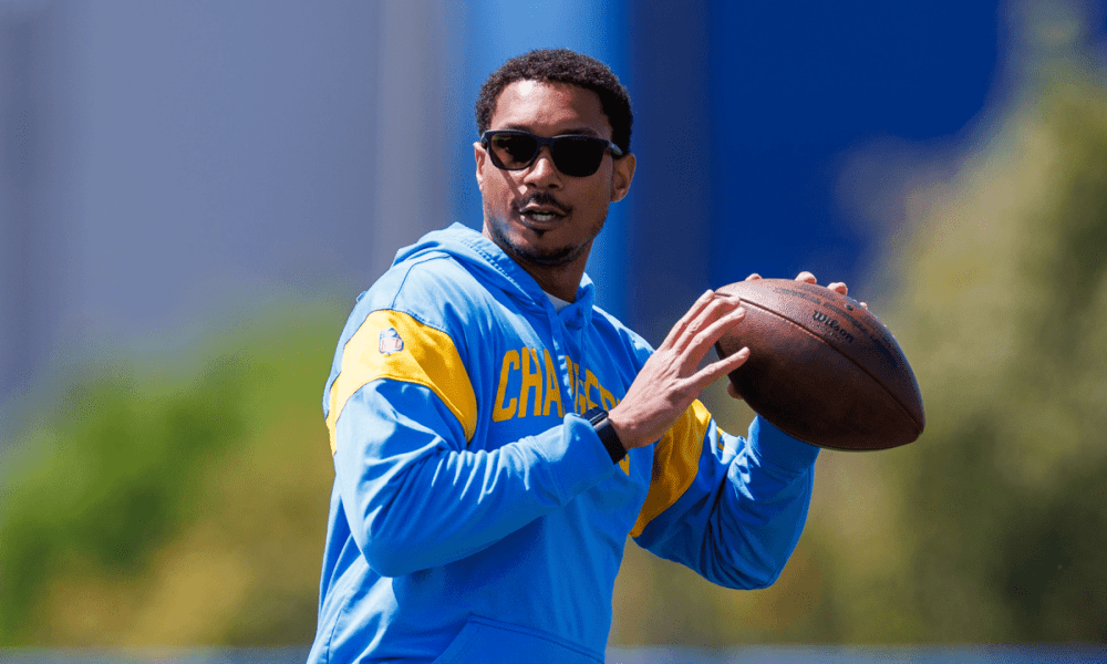 Pat White as Chargers coach