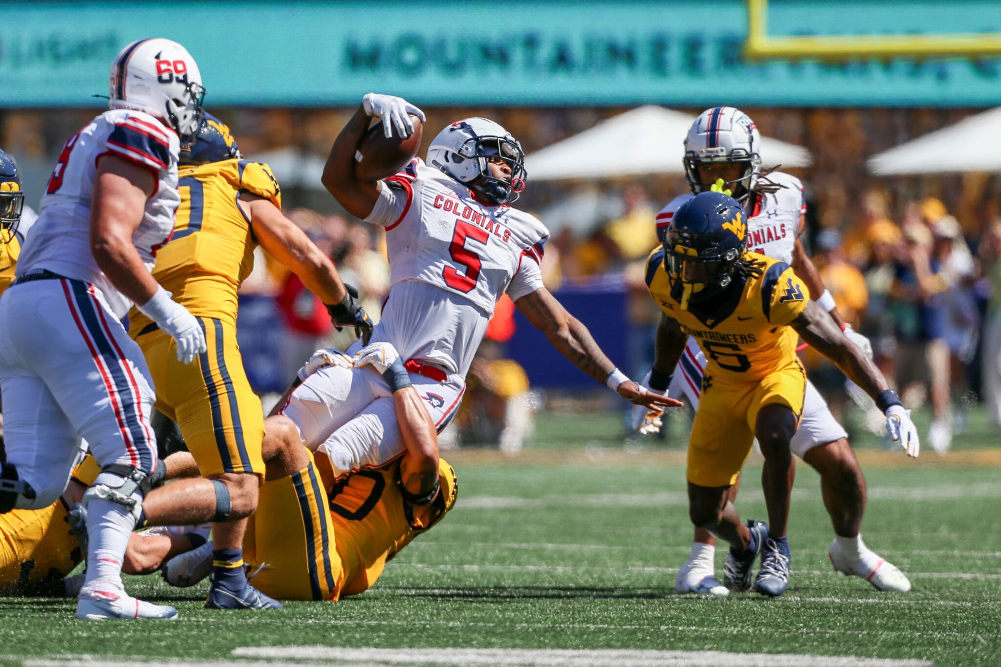 WVU Football defense against RMU