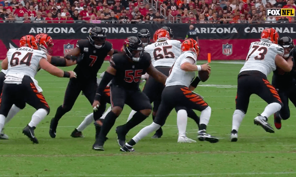 Dante Stills sacks Joe Burrow