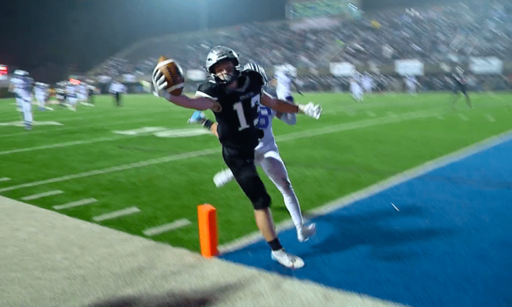Amazing catch in West Virginia state title game