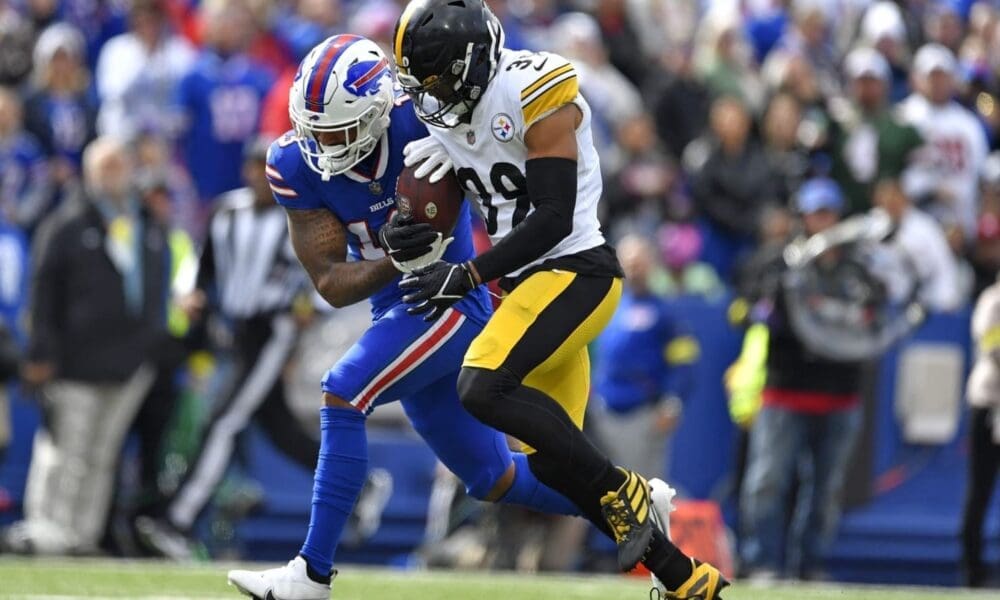 Minkah Fitzpatrick pictured for Steelers-Bills meet NFL Playoffs