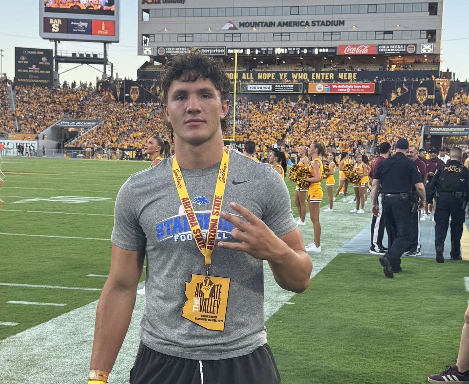 WVU Football LB recruit Broncs Baker