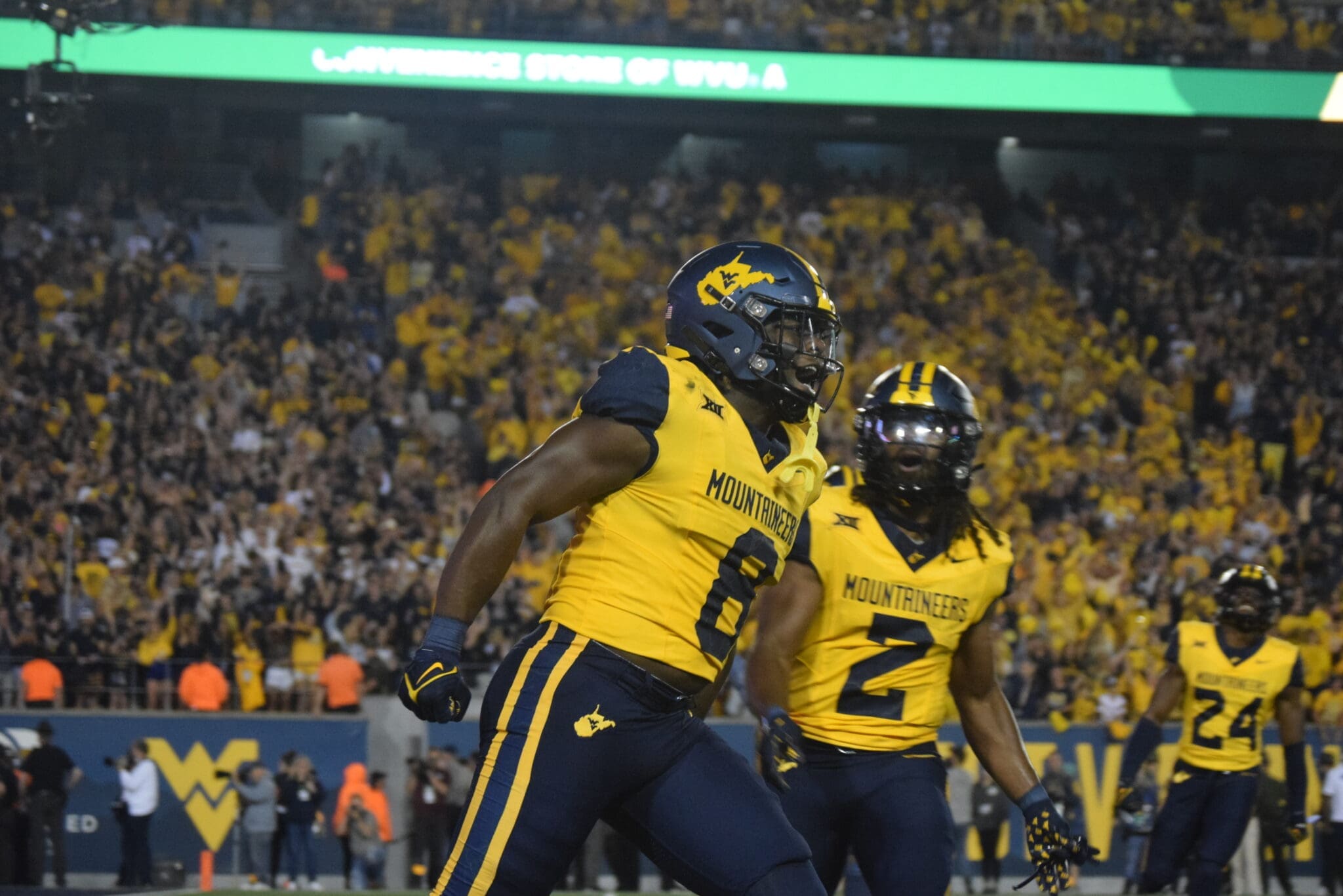 WVU Football Defense Tyrin Bradley against Pitt