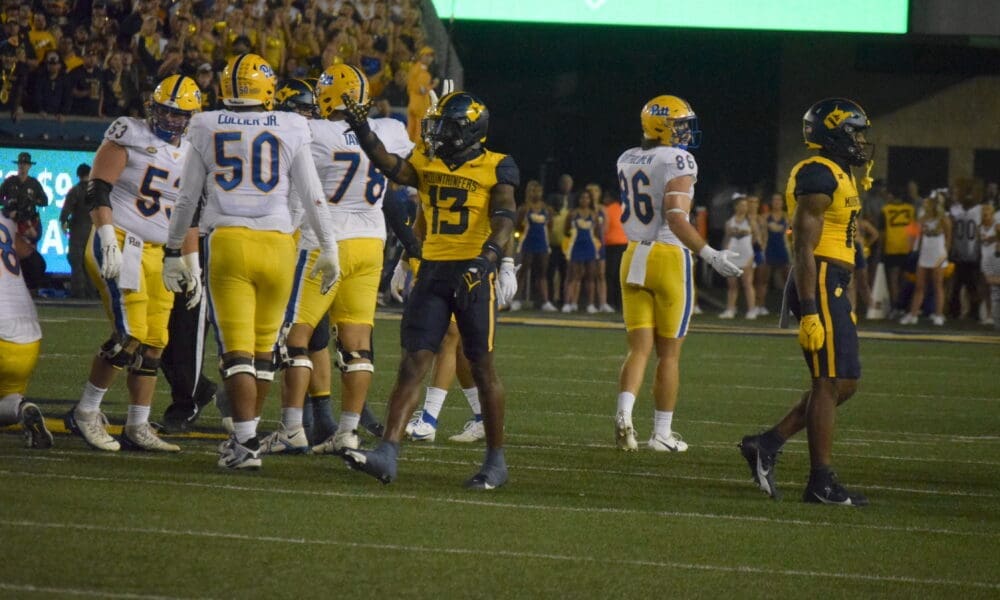 WVU Football Defense Hershey McLaurin against Pitt in Backyard Brawl