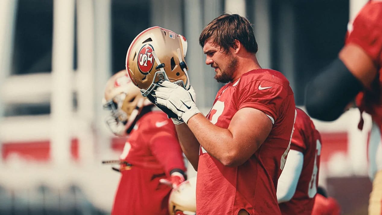 Colton Mckivitz wth 49ers